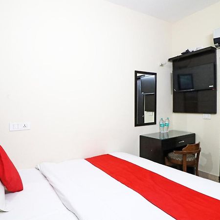 Hotel Westend Holiday Home 5 Mint From Nizamuddin Railway Station Nowe Delhi Zewnętrze zdjęcie