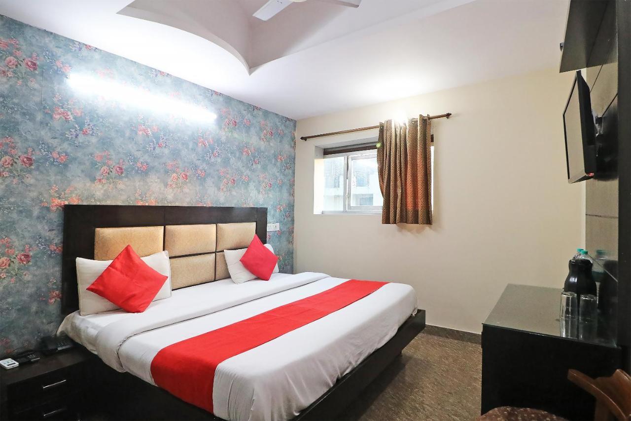 Hotel Westend Holiday Home 5 Mint From Nizamuddin Railway Station Nowe Delhi Zewnętrze zdjęcie