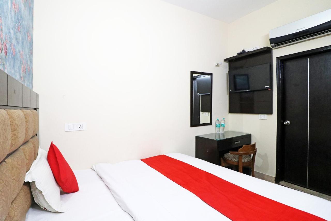 Hotel Westend Holiday Home 5 Mint From Nizamuddin Railway Station Nowe Delhi Zewnętrze zdjęcie